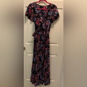VICI Collection New Floral Dress Medium